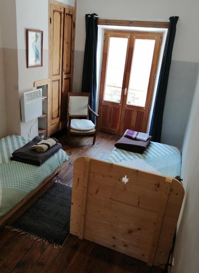 File Dans Ta Chambre ! Le Monastier sur Gazeille Værelse billede